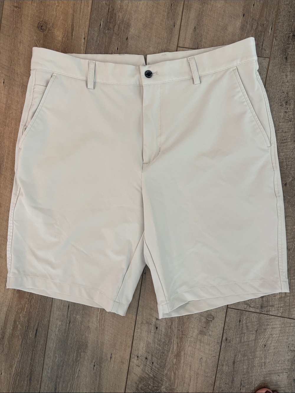 Dunning Men's Classic Performance Shorts - light khaki